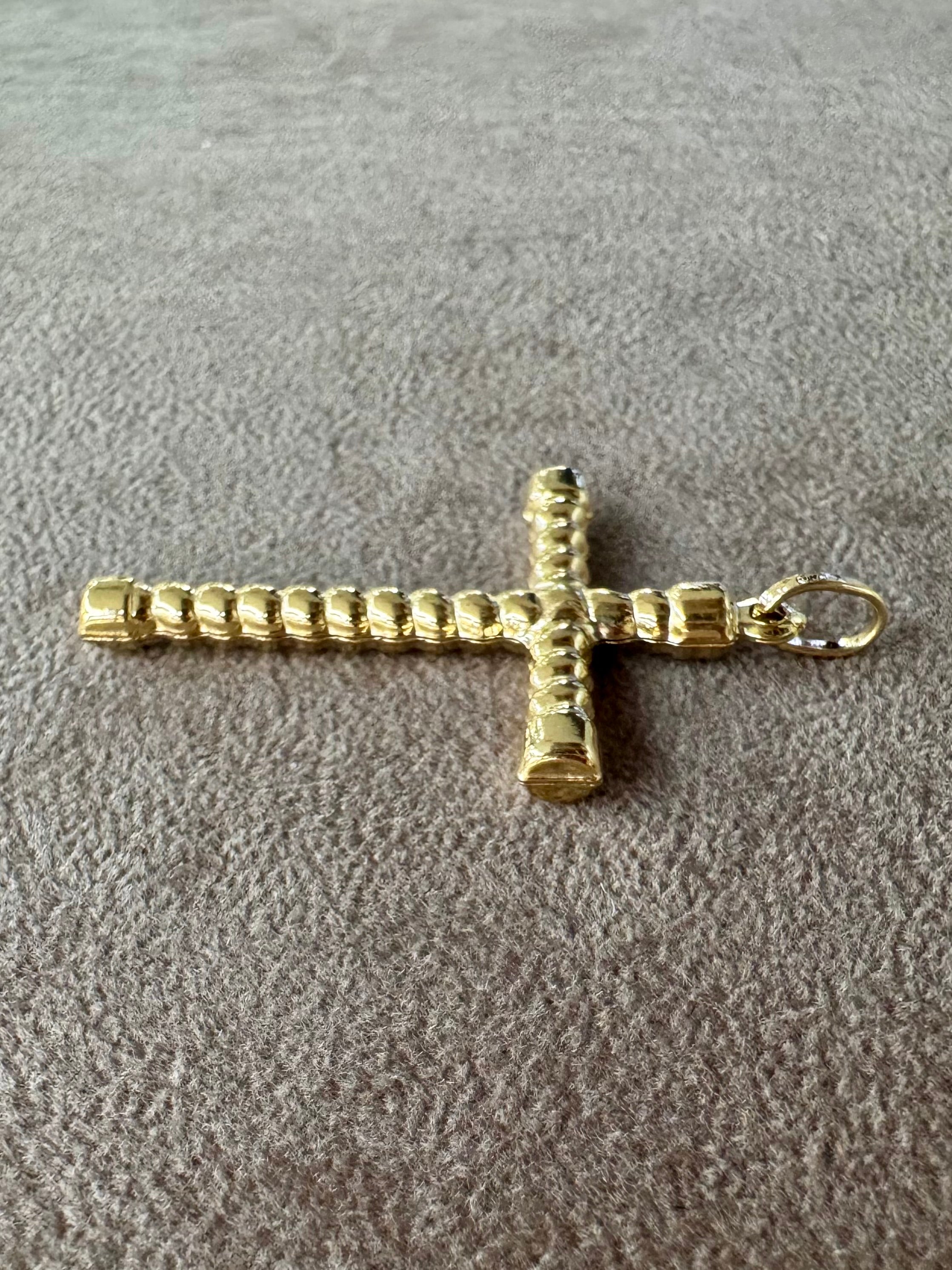 Ciondolo Croce in Oro 18kt