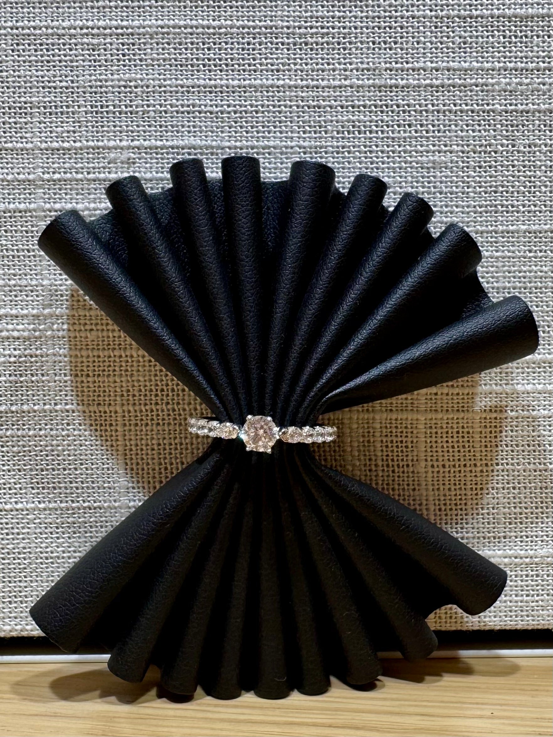 Anello in Oro 18kt con Zaffiri