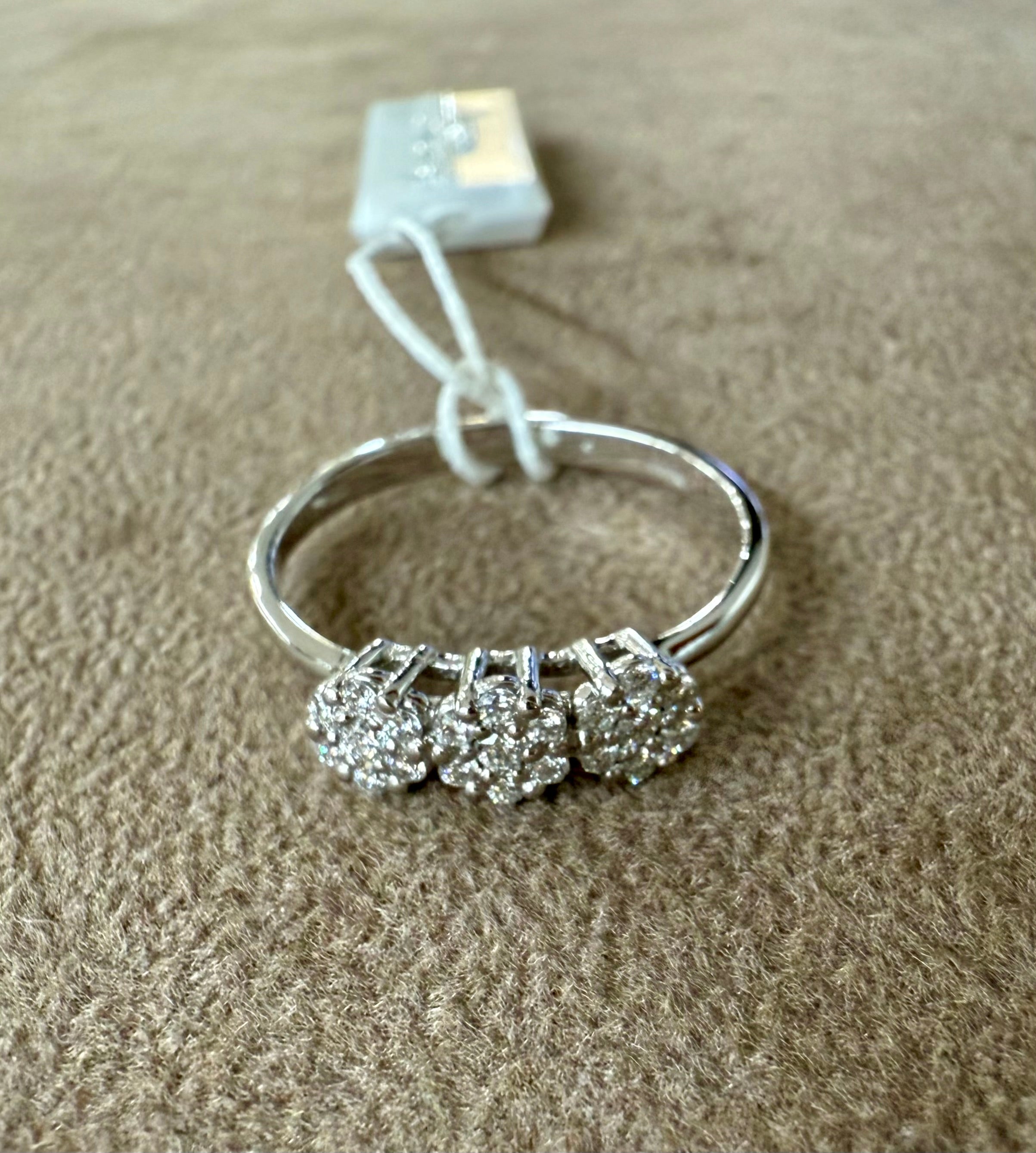 Anello con Brillanti in Oro Bianco