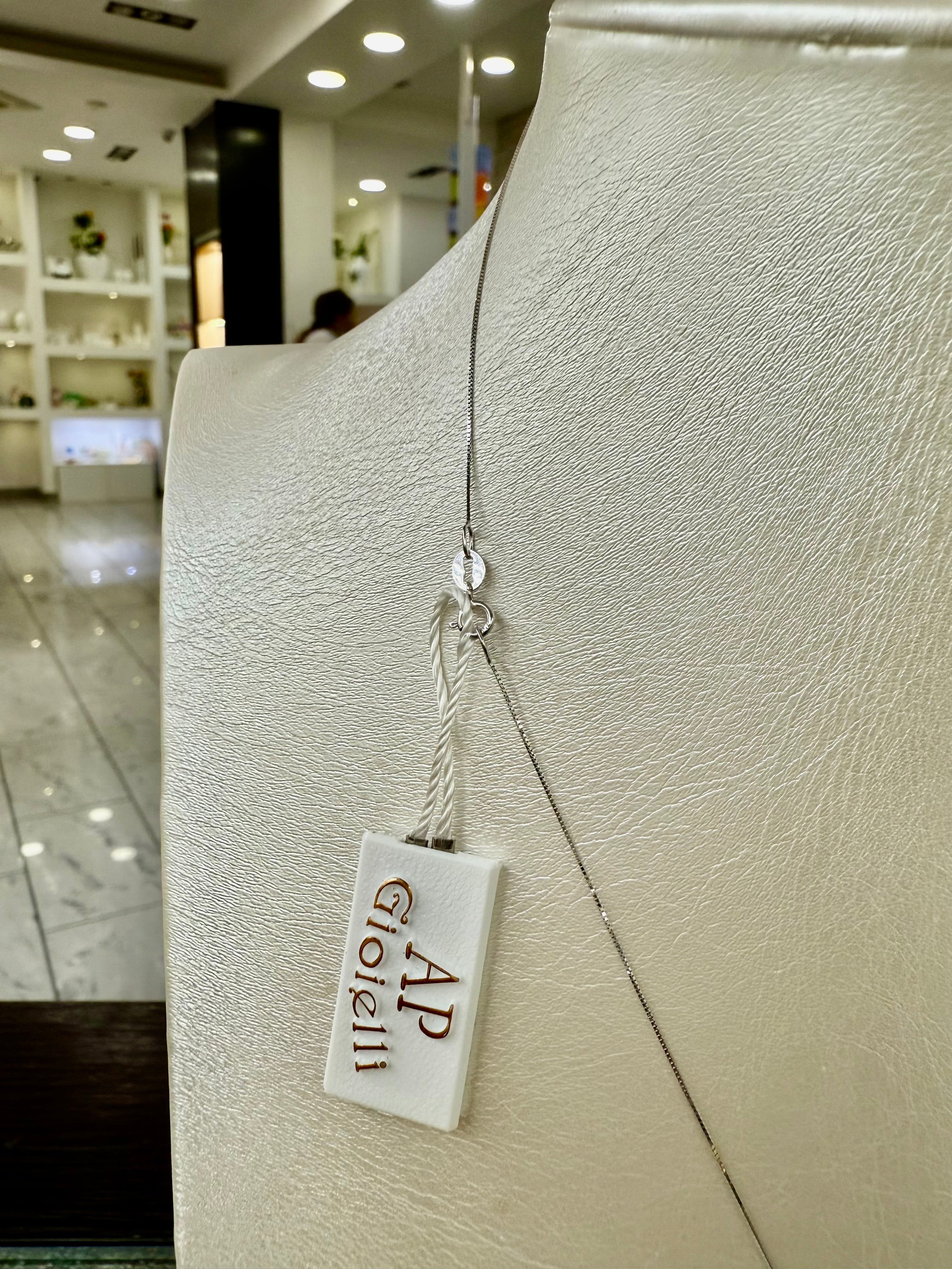 Collana in Oro con ciondolo “bimba” con diamanti