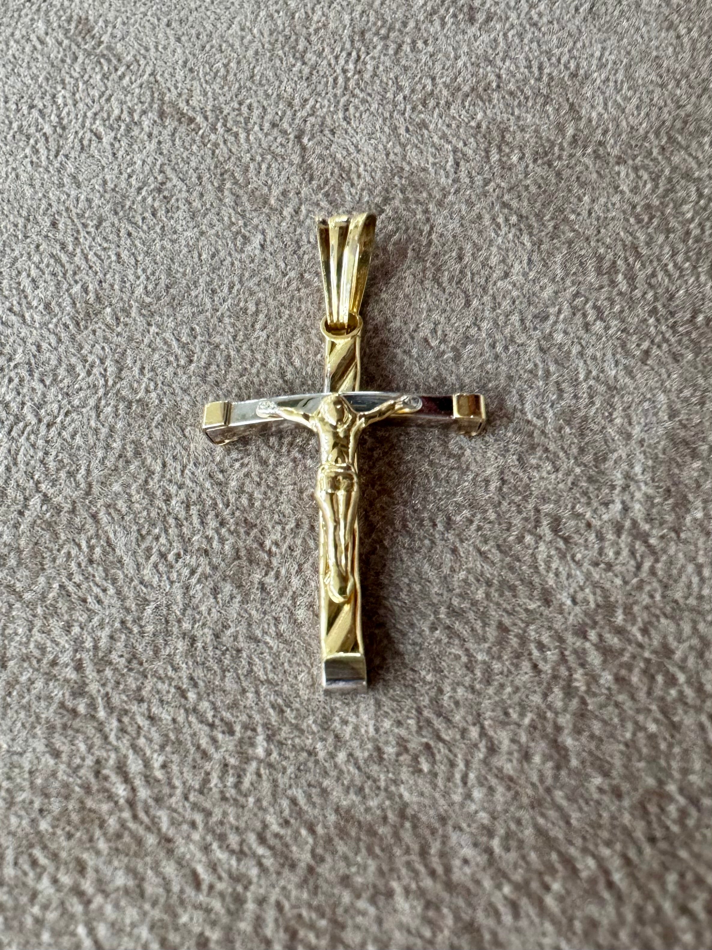 Ciondolo Croce in Oro 18kt