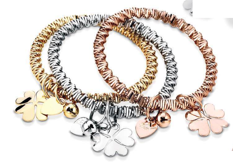 Gisel – Modello nelle tre finiture bianco, oro e rosé