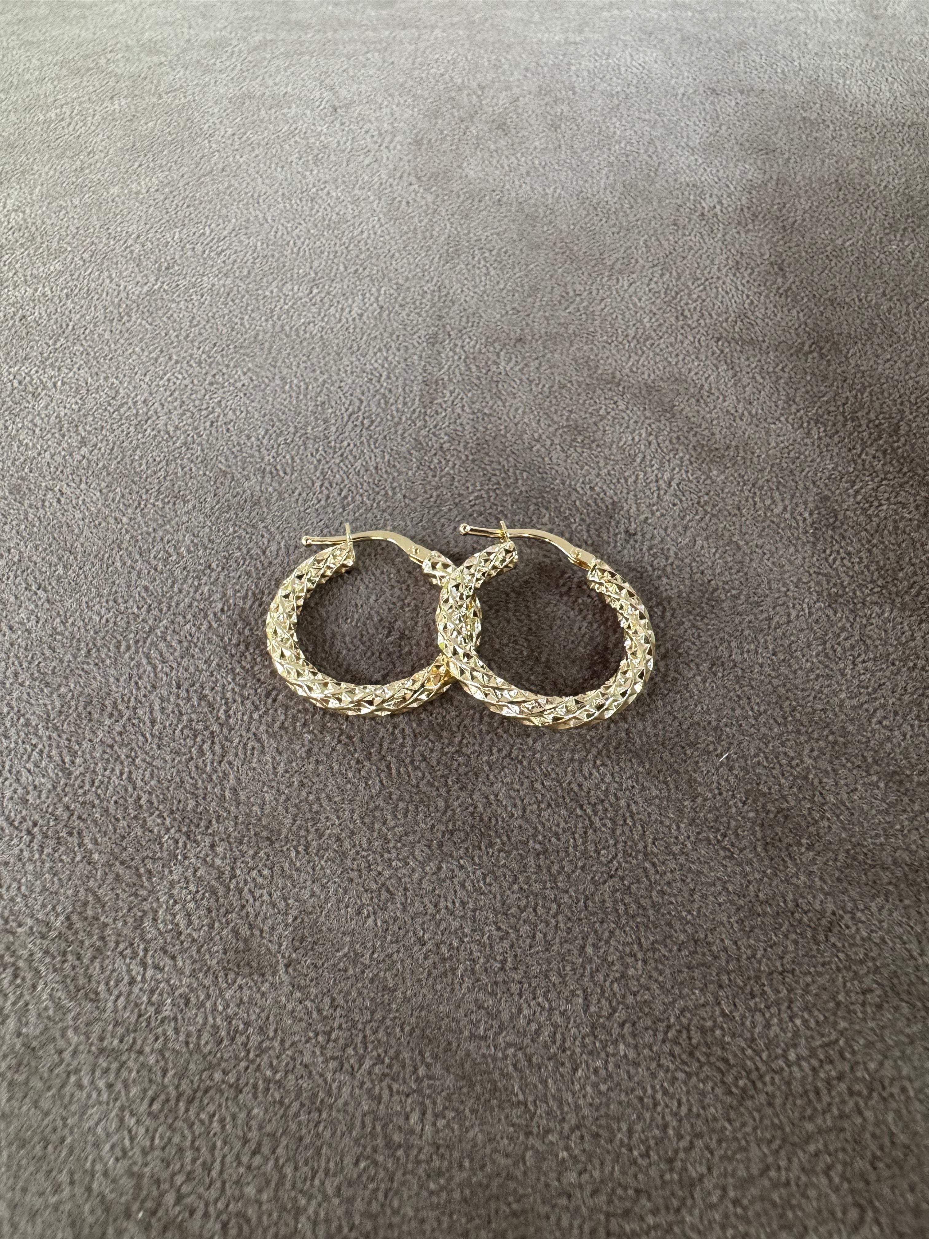 Orecchini cerchietto in Oro 18 kt