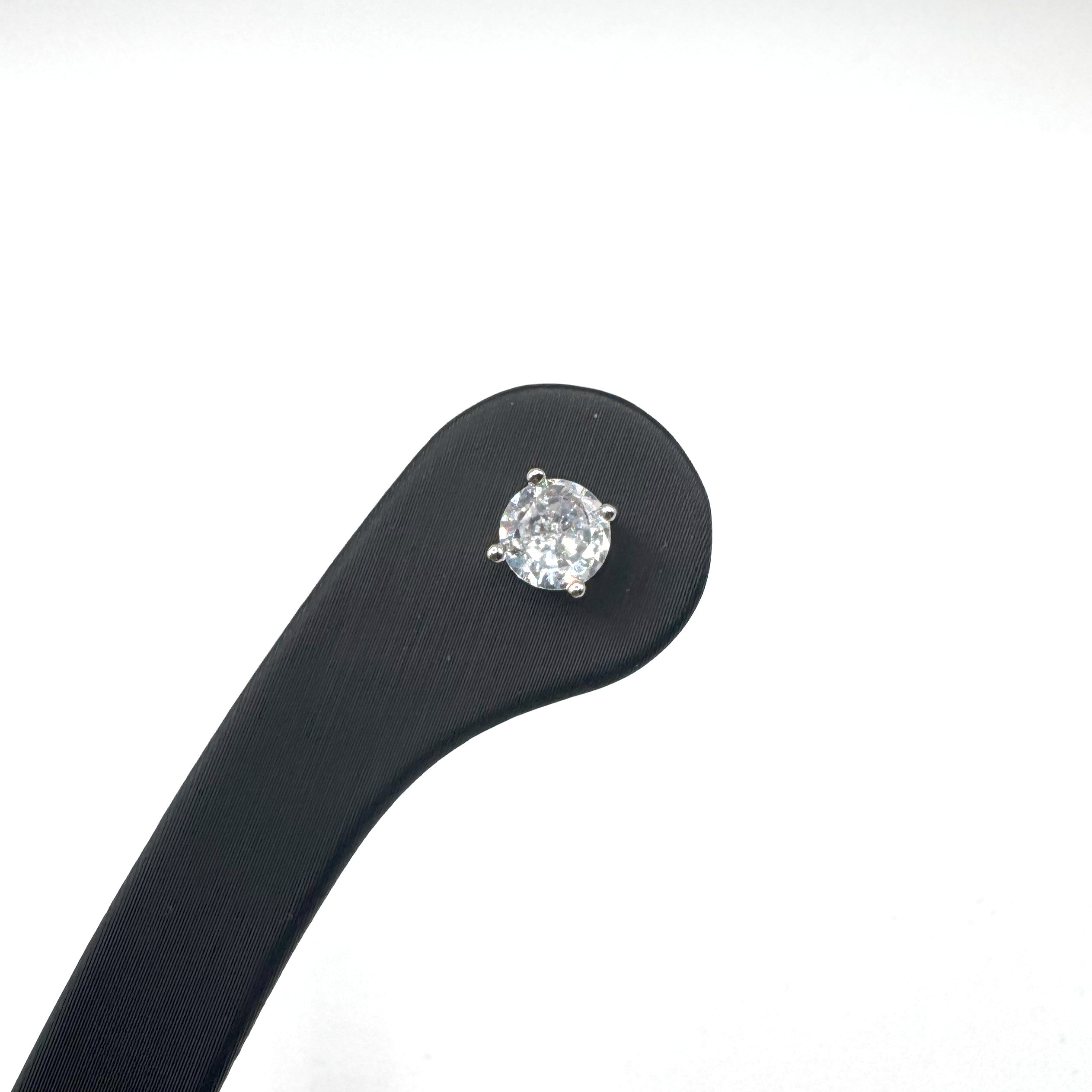 Orecchino In Acciaio Con Zircone Art.AM052M