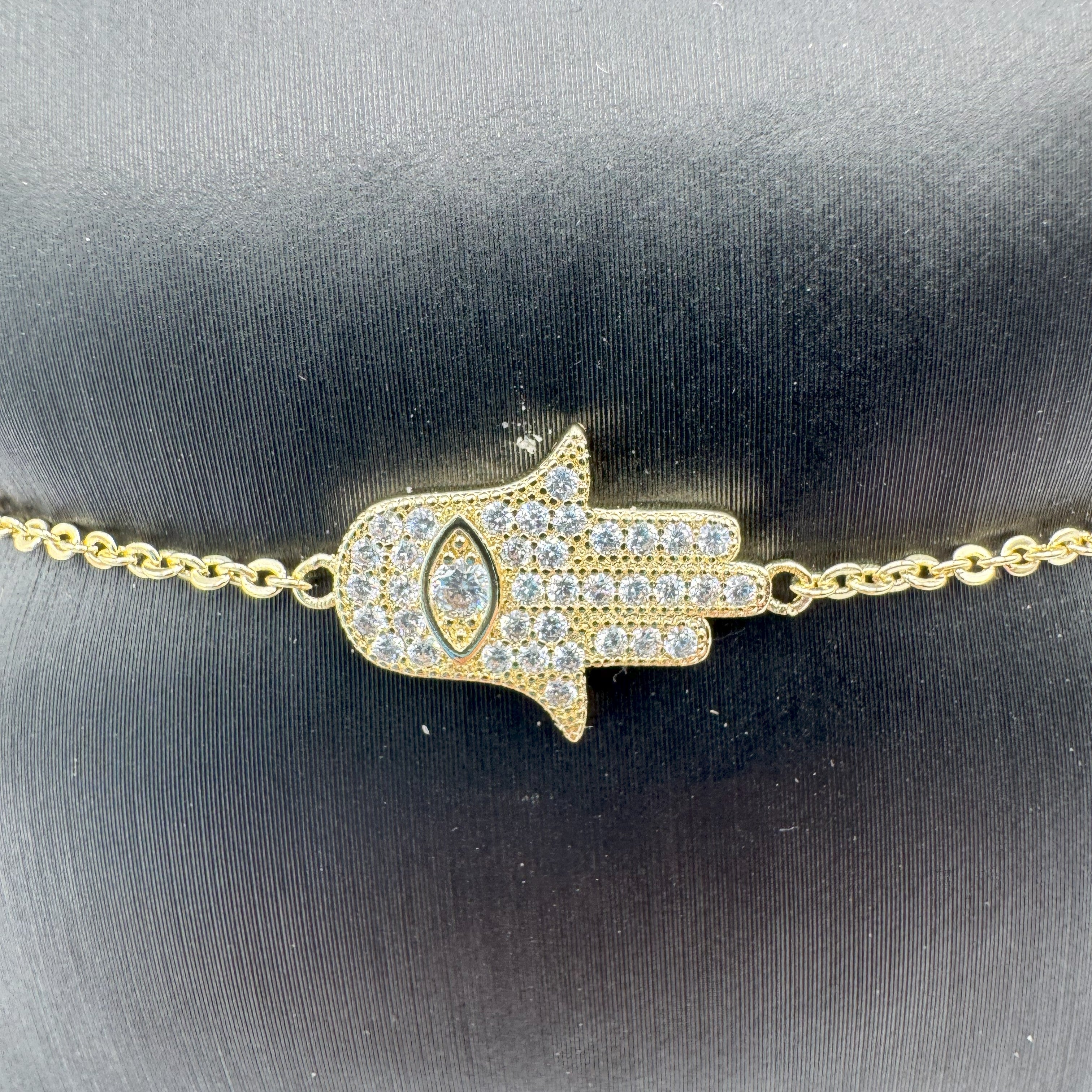 Bracciale In Acciaio Dorato Con Zirconi Art.AM059G