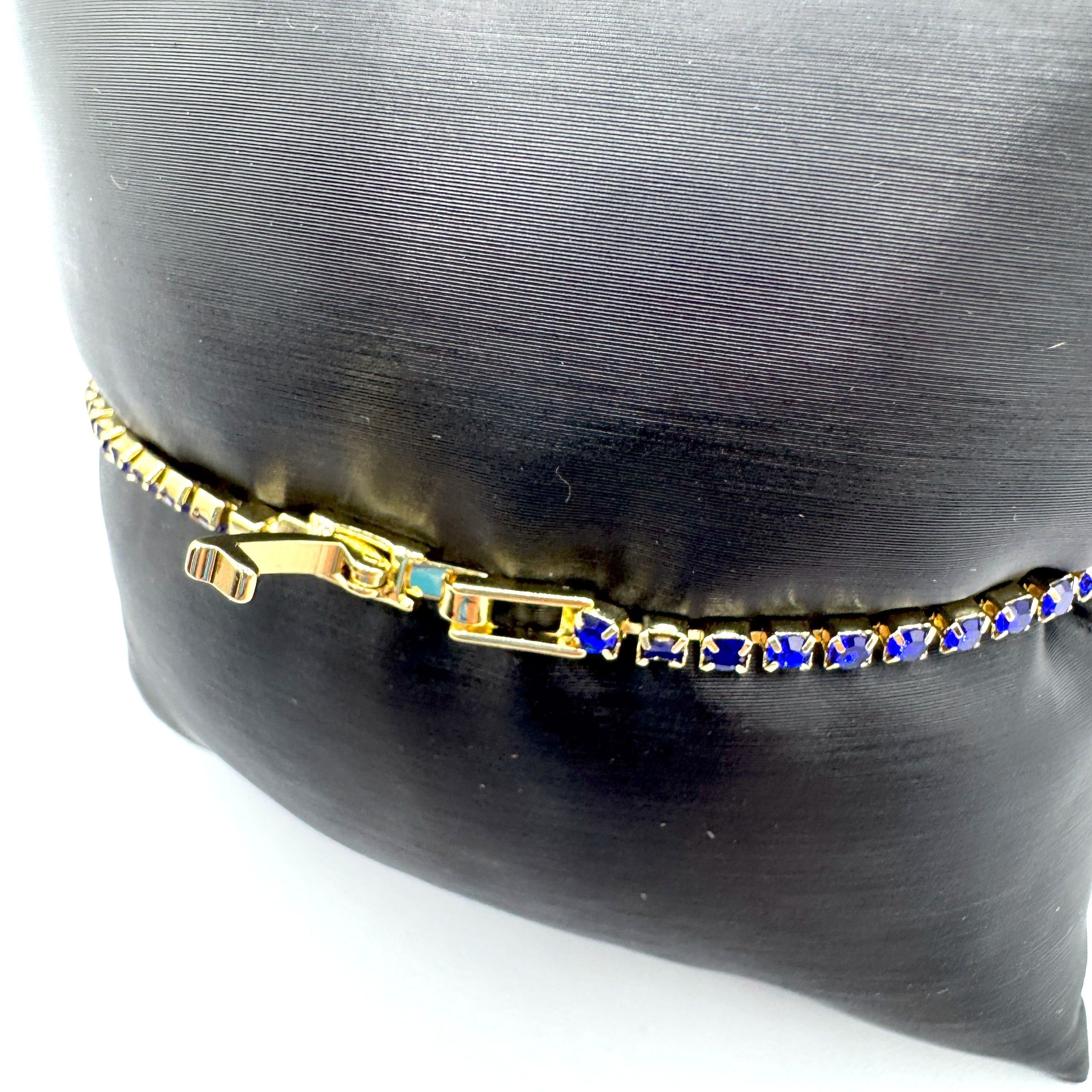 Bracciale In Acciaio Dorato Tennis Zirconato Art.AM087