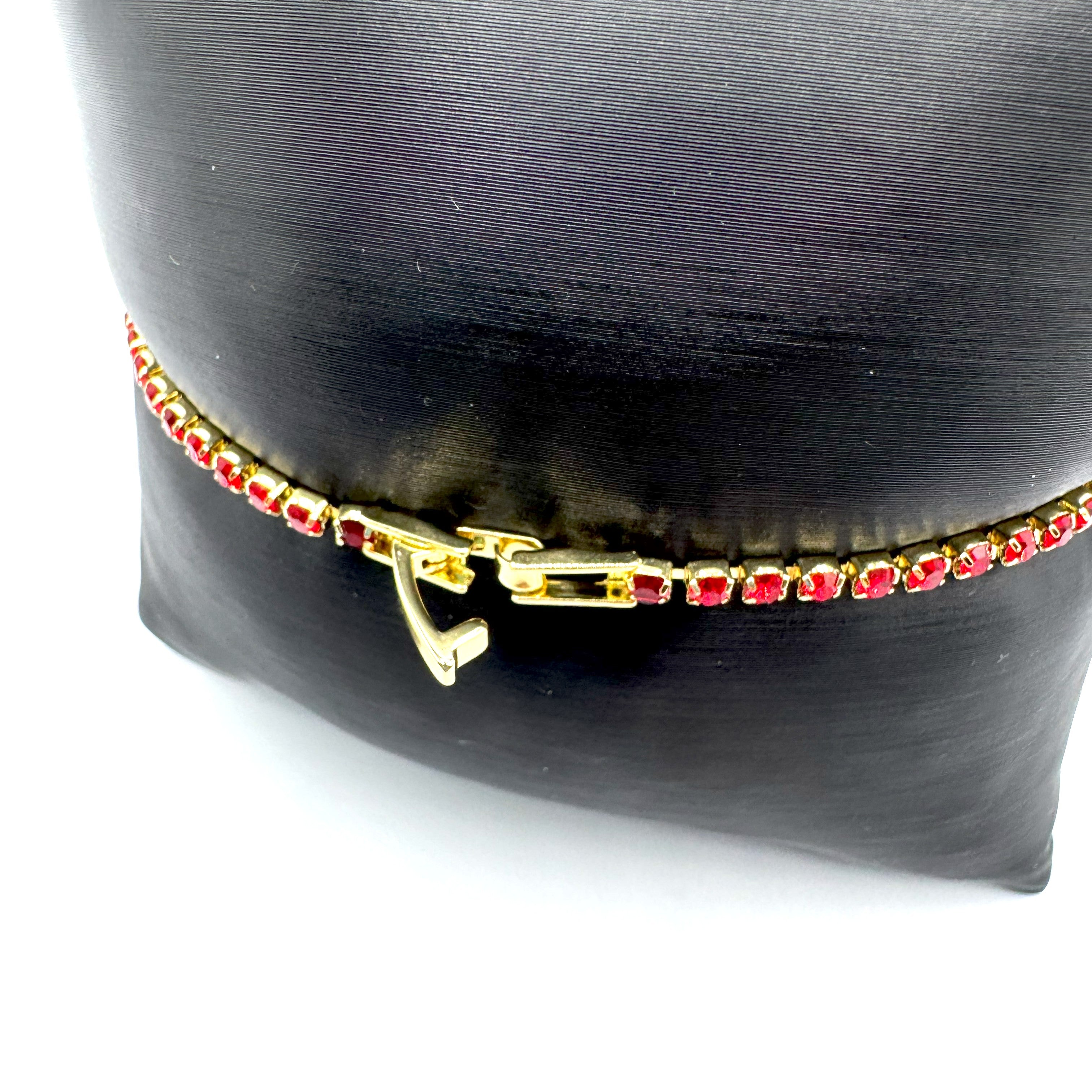 Bracciale In Acciaio Dorato Tennis Zirconato Art.AM087