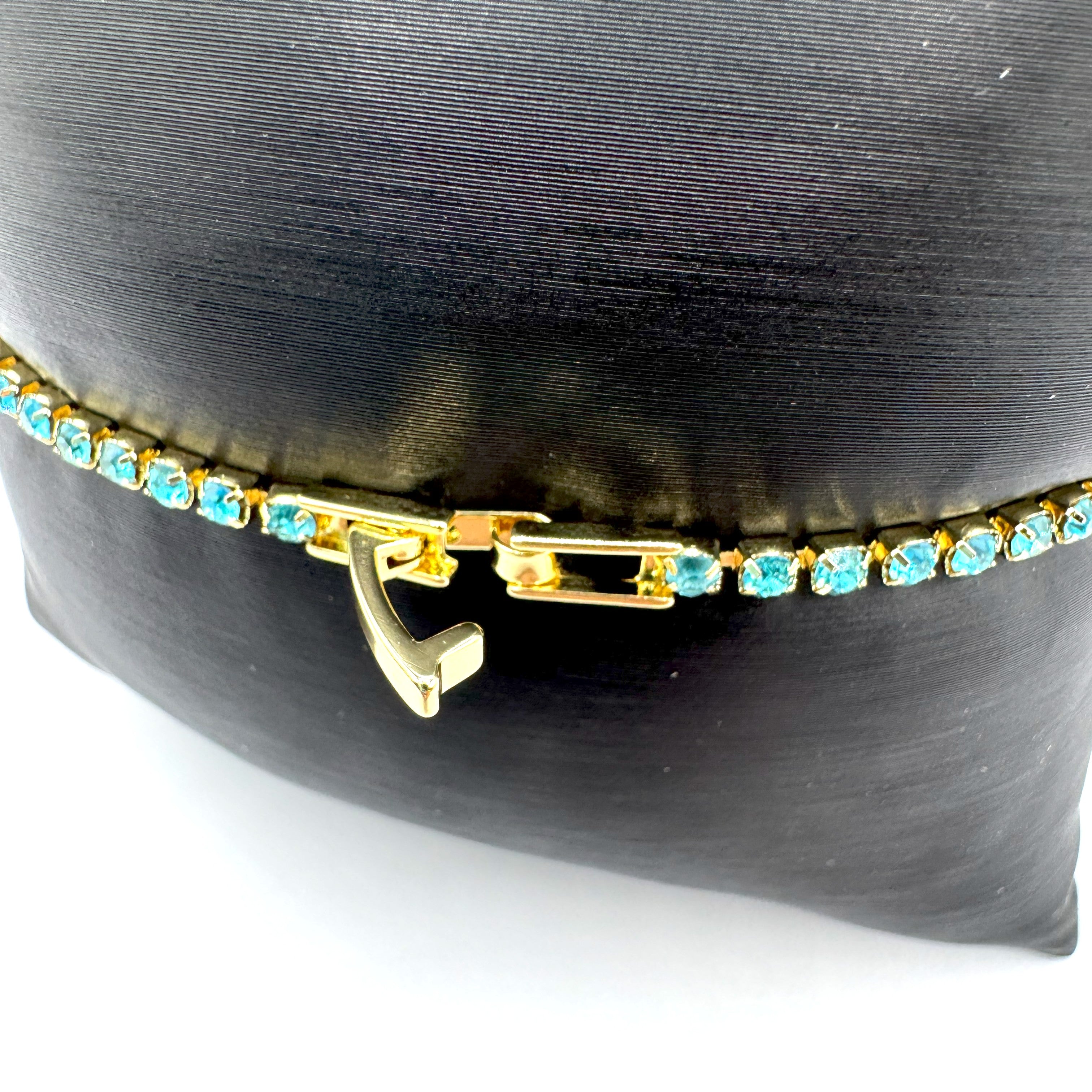 Bracciale In Acciaio Dorato Tennis Zirconato Art.AM087
