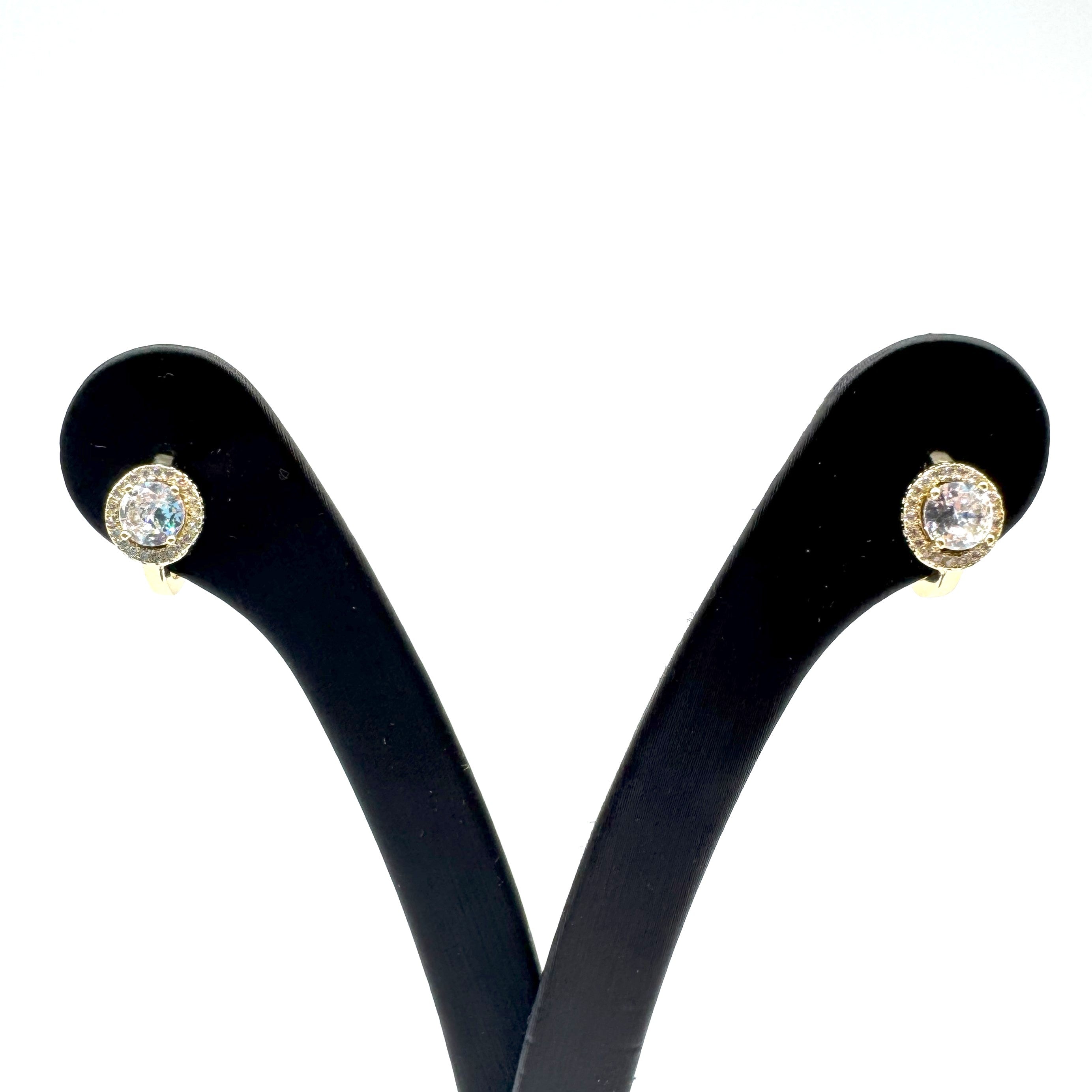 Orecchino In Acciaio Dorato Con Zircone Art.AM041G