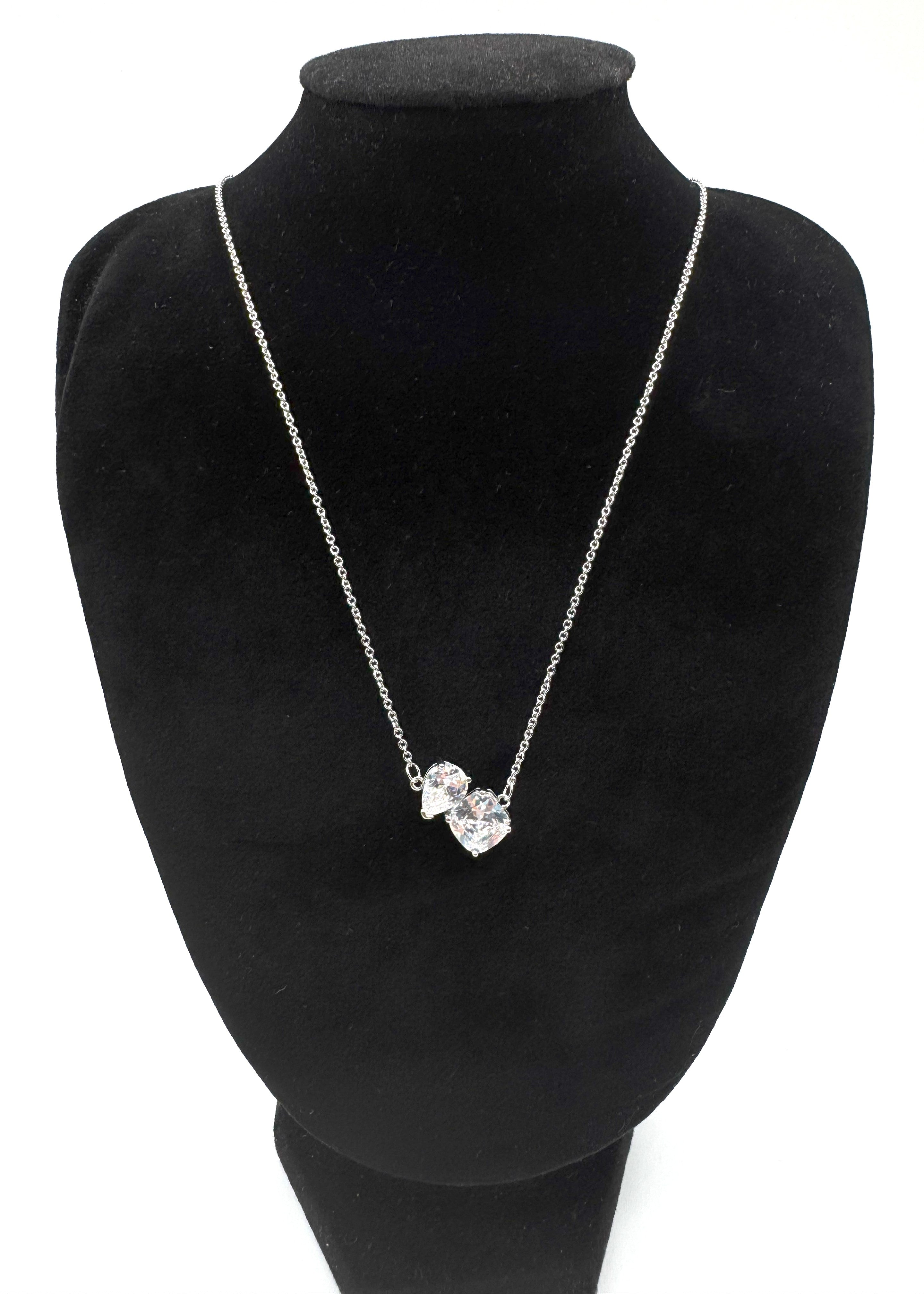 Collana In Acciaio Con Zirconi Pendenti Art.AM014