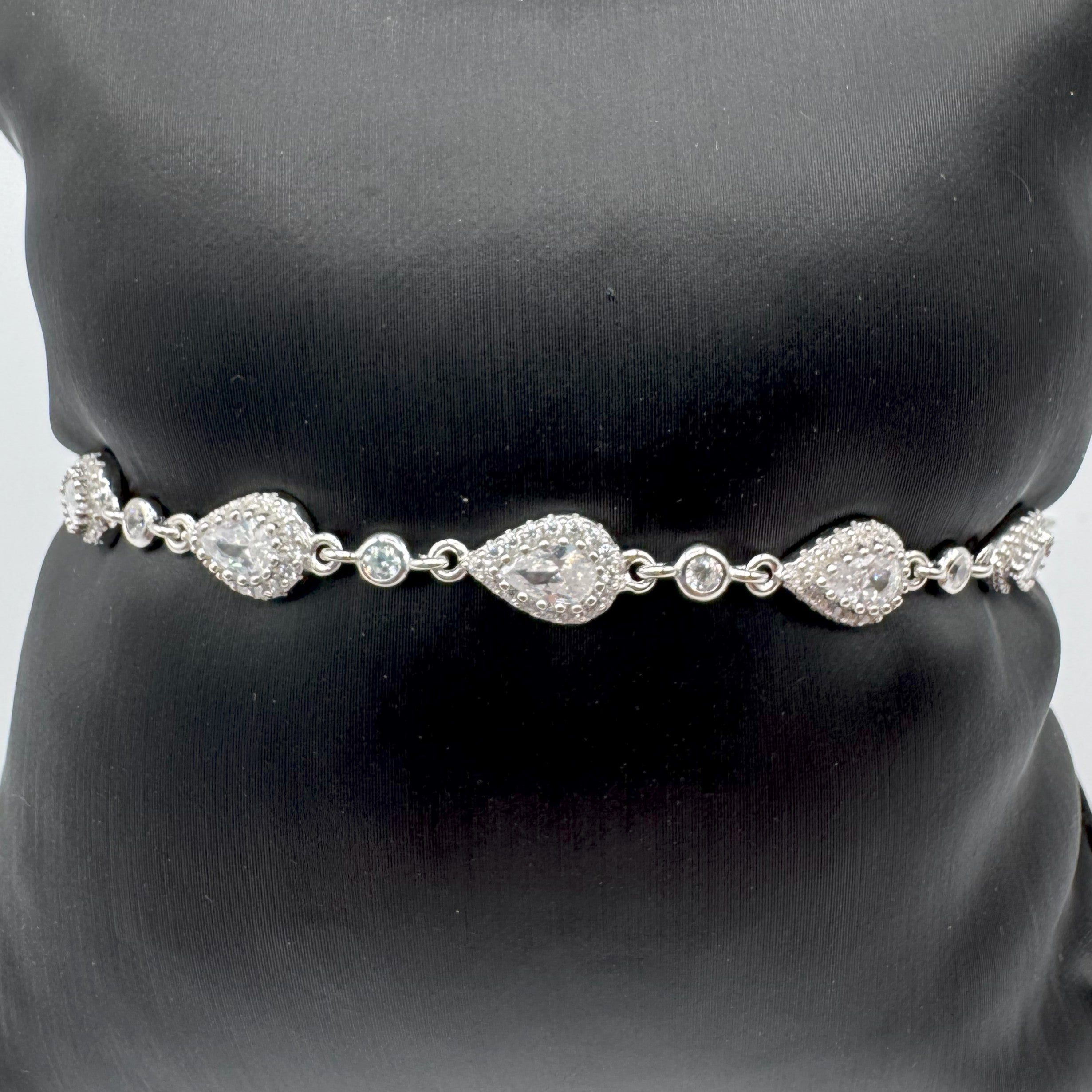 Bracciale In Argento 925 Fantasia a Gocce Zirconate Art.BHC37761