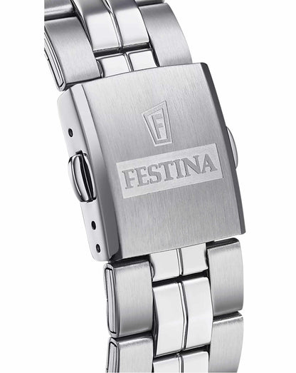 Dettaglio della chiusura del bracciale in acciaio dell’orologio Festina Classics F20437